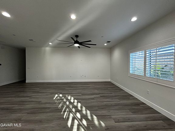 3rd image of 3838 Balmont St #3838