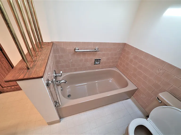 5726 S Corbett Ave — Photo 20