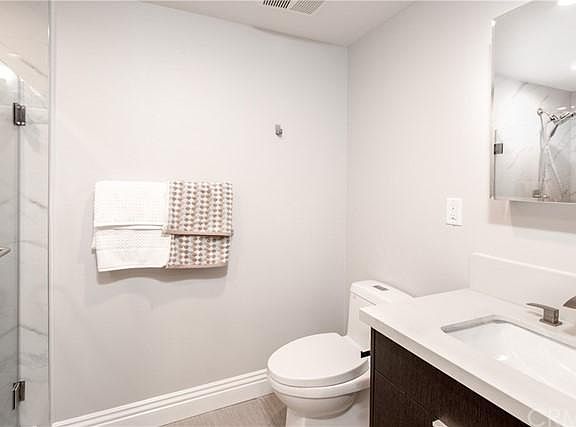 5th image of 2939 W Leeward Ave Unit 518