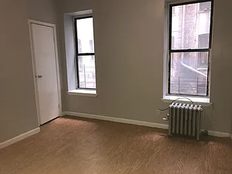 Rented by WIRE International Realty