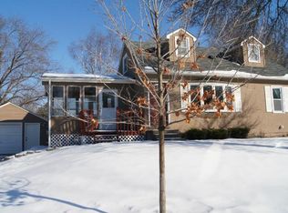 16 Circle Dr, Circle Pines, MN 55014