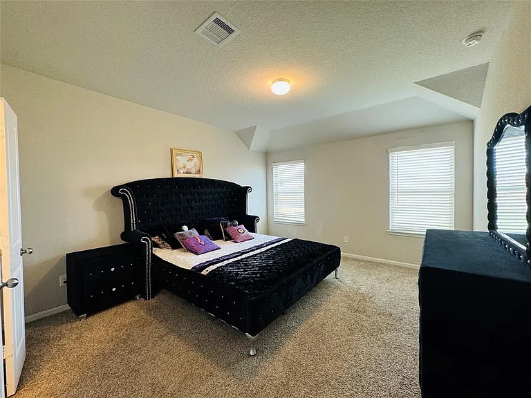 29618 Stanley Canyon Ln — Photo 5