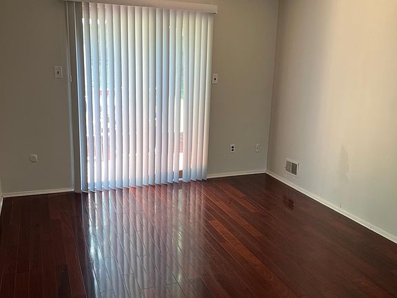 Another view of the Living room that opens onto the deck.