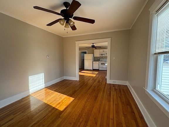 3rd image of 112 7th St Floor 1