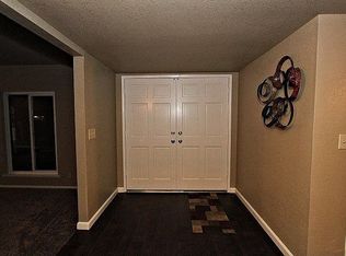 6134 N Nantucket Ave, Fresno, CA