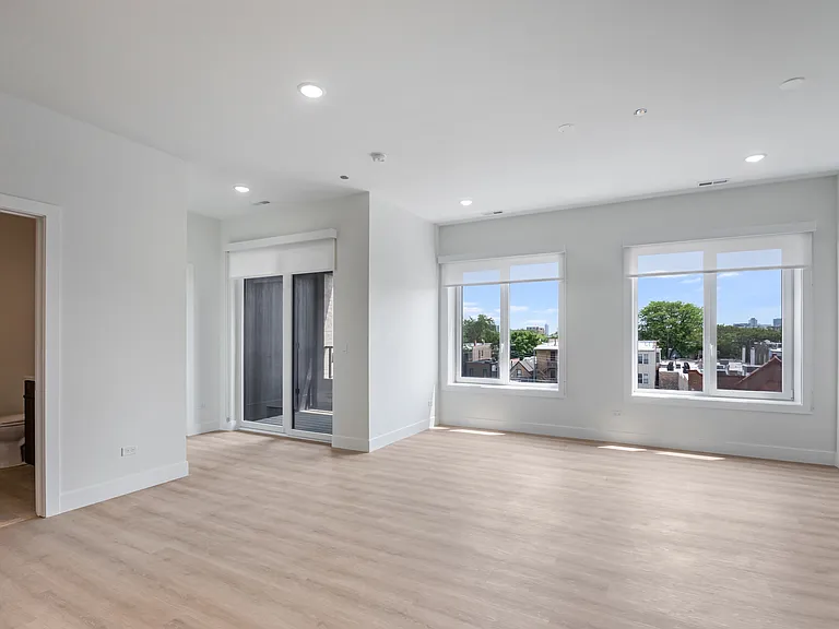 1628 N Damen Ave #401 — Photo 16