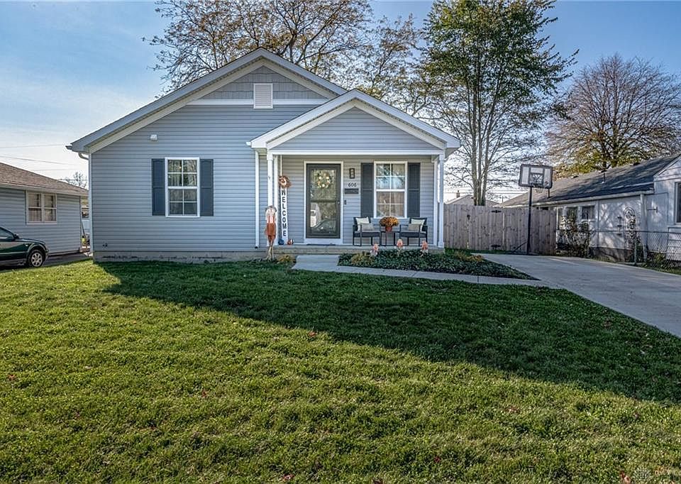 606 Grant St front view