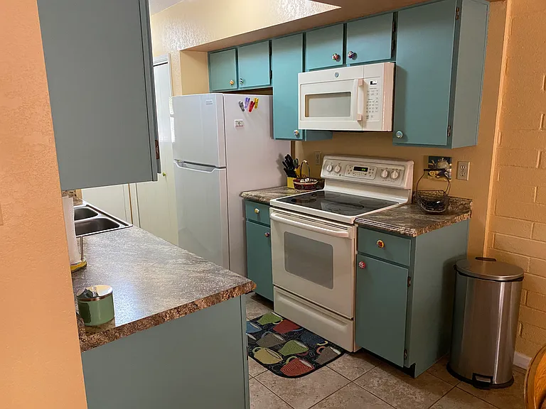 2844 S Calle Flamenco — Photo 10