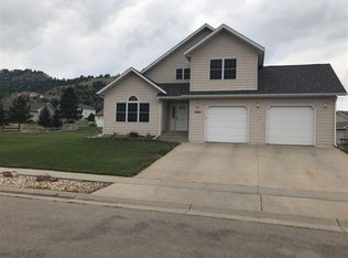 1820 Iron Horse Loop, Spearfish, SD 57783