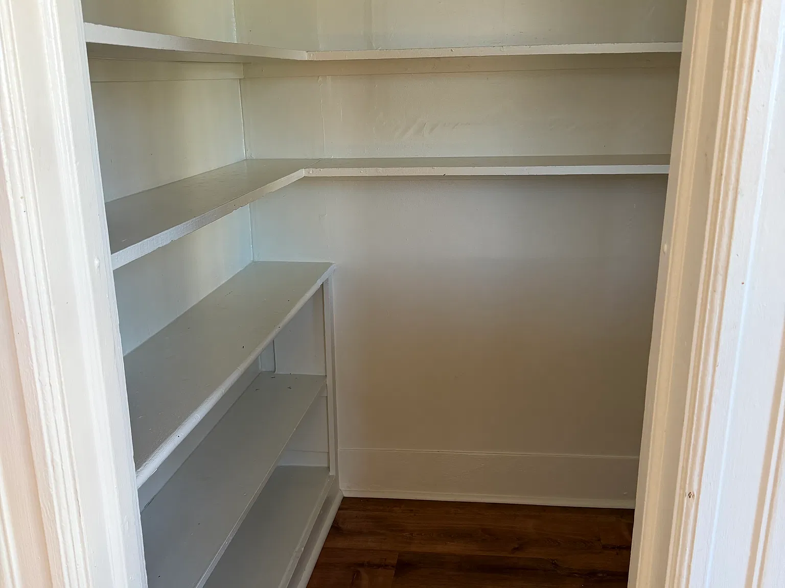 2 bed, 725 sqft, $1,405 — Photo 4