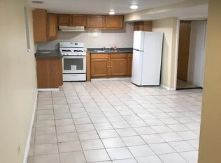 5740 N Rockwell St #GU, Chicago, IL 60659