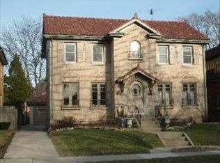 1134 Columbian Ave, Oak Park, IL 60302