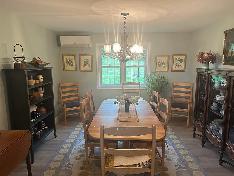 876 Gray Rd — Photo 3