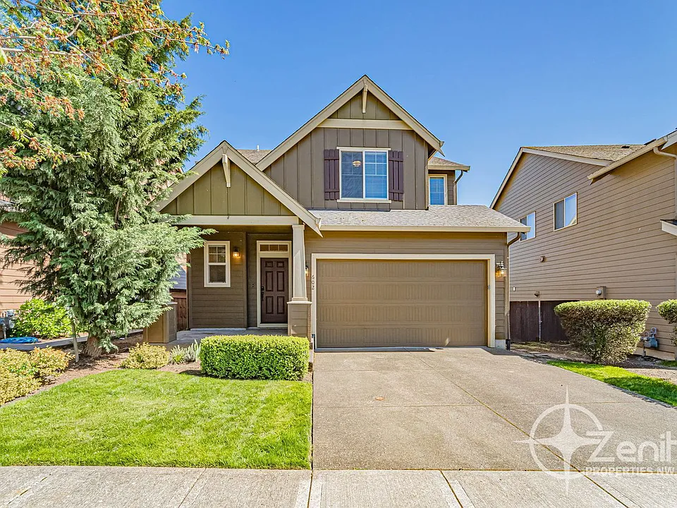 602 N Helens View Dr