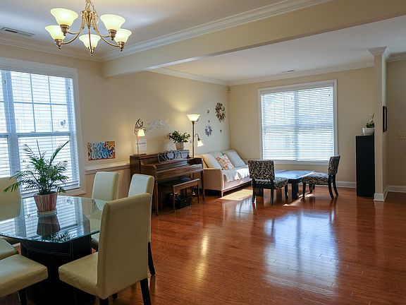 Living room - main floor