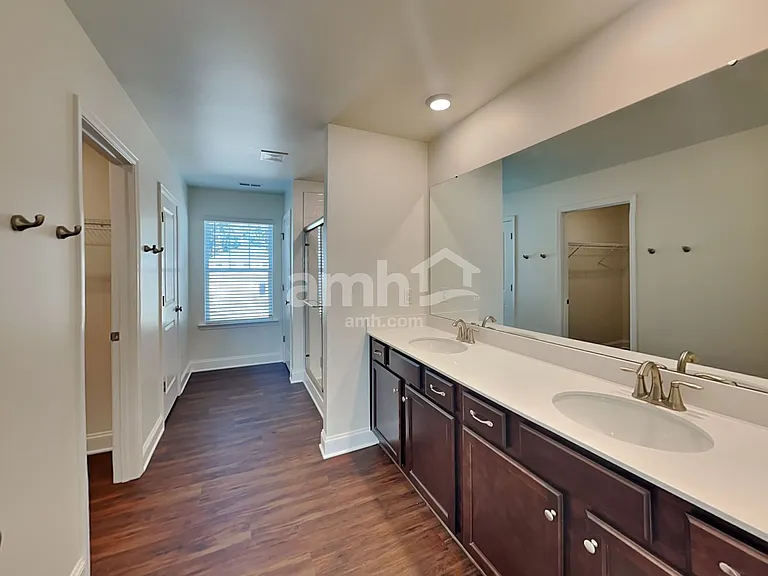 7416 Garrett Ct — Photo 20