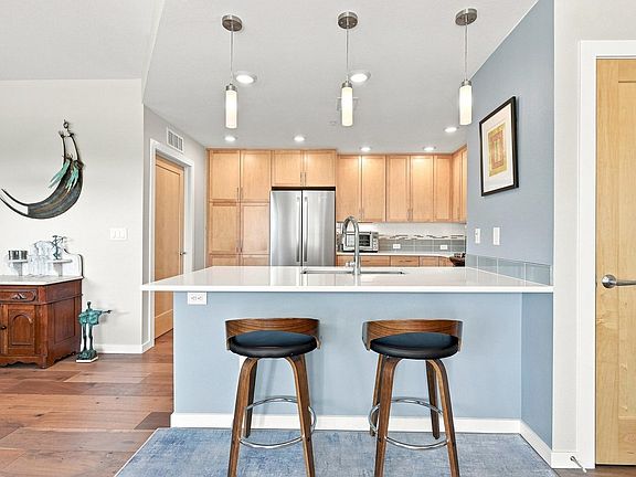 5th image of 1316 Snowberry Ln #201