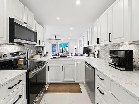 2nd image of 417 GEORGETOWN DRIVE #417