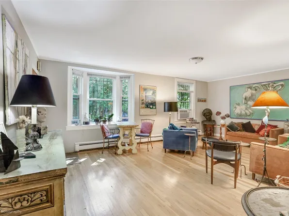 40-12 44th Street, Sunnyside, NY 11104