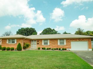4003 Landside Dr, Louisville, KY 40220