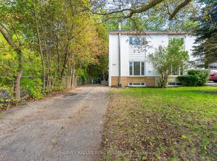 2258 Brookhurst Rd, Mississauga, ON L5J 1P9