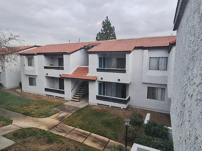 1455 E Katie Ave #C28 — Photo 29