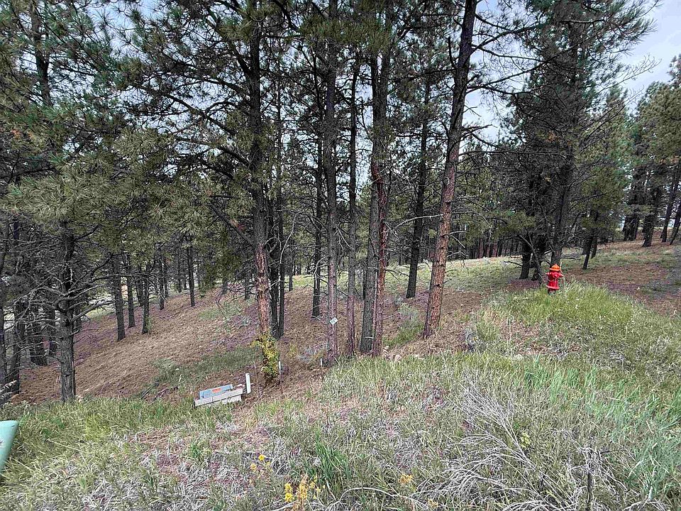 2nd image of 8 Valley Rd