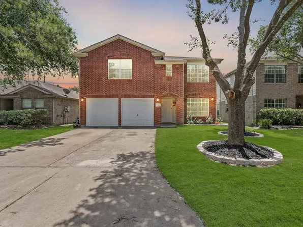 17303 S Summit Canyon Drive, Houston, TX 77095