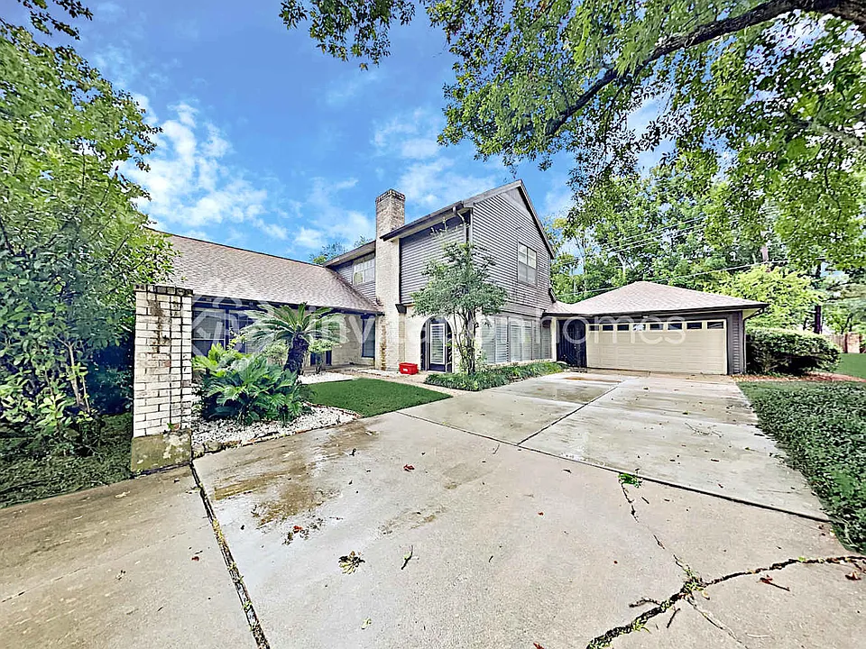 4238 Honey Oaks Dr