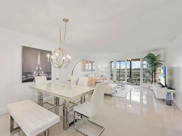 2202 S Cypress Bend Drive #606, Pompano Beach, FL 33069