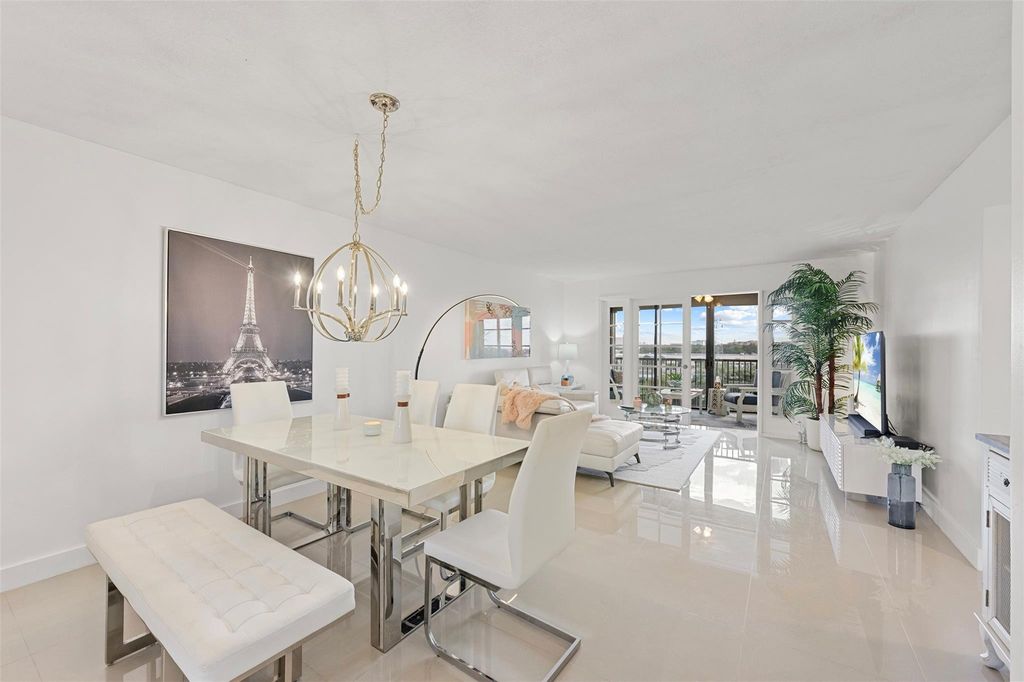 2202 S Cypress Bend Drive #606, Pompano Beach