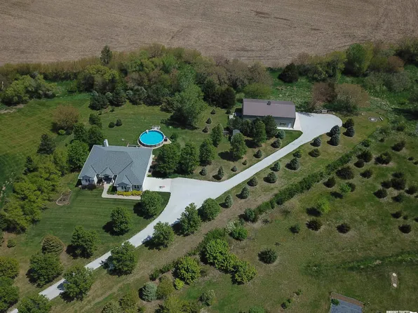23060 Kalvin Ct, Eagle, NE 68347