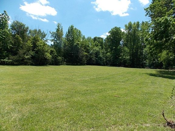 4th image of 12698 Versailles Rd