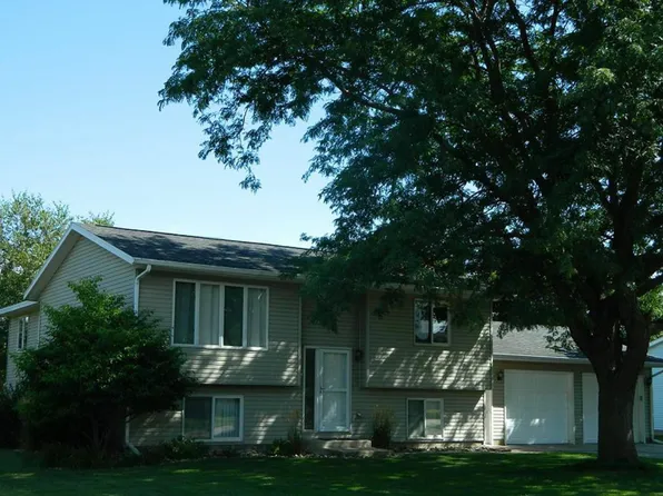 1506 15th St, Milford, IA 51351