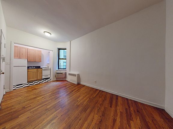 3rd image of 336 E 90th St APT 2A