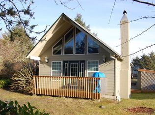 444 Point Brown Ave SE, Ocean Shores, WA 98569