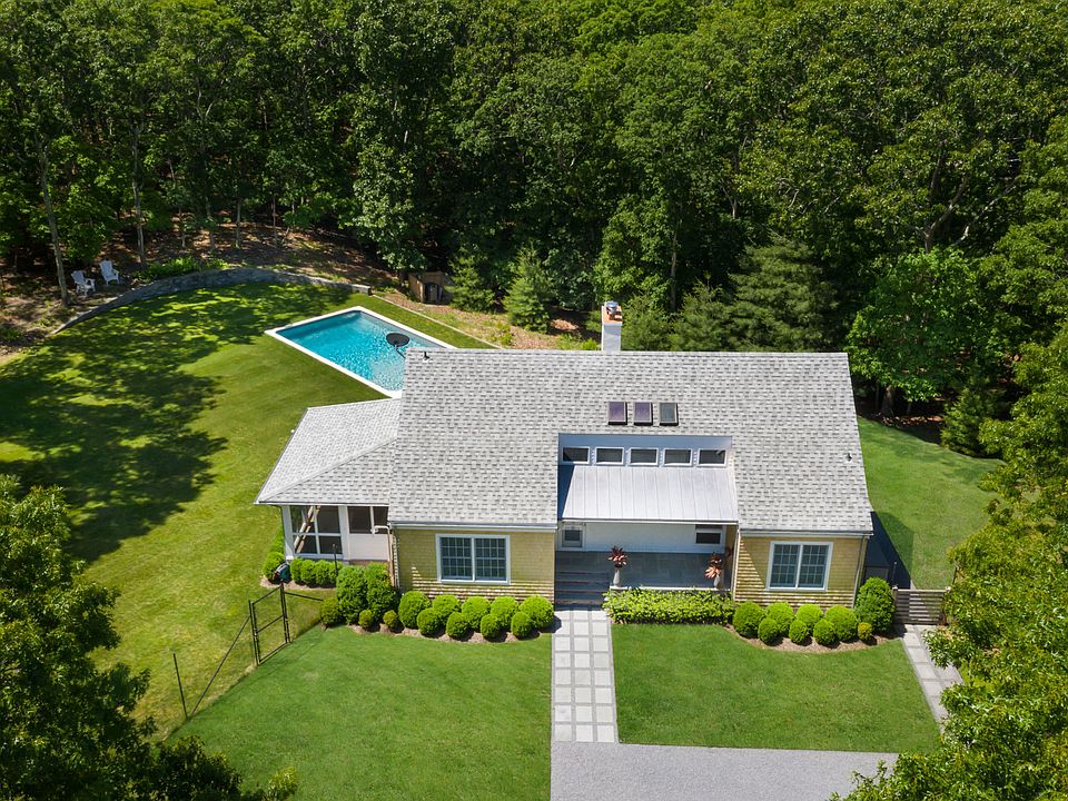 1st image of 3 Woody Ct