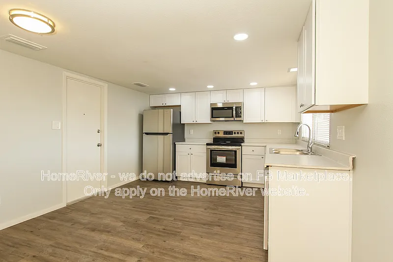 4 bed, 2.0 bath, 1733 sqft, $2,080 — Photo 4