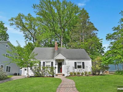 112 Wayne Ave, River Edge, NJ, 07661