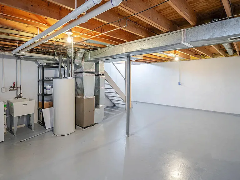 6113 Scotmar Dr — Photo 15