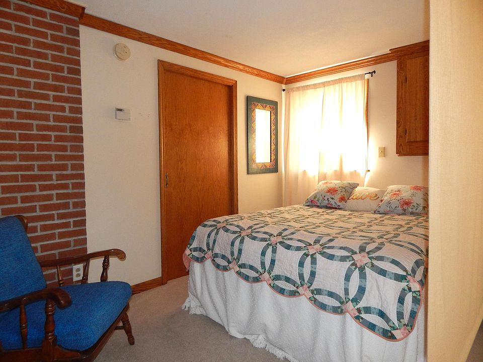 Sleeping/living space