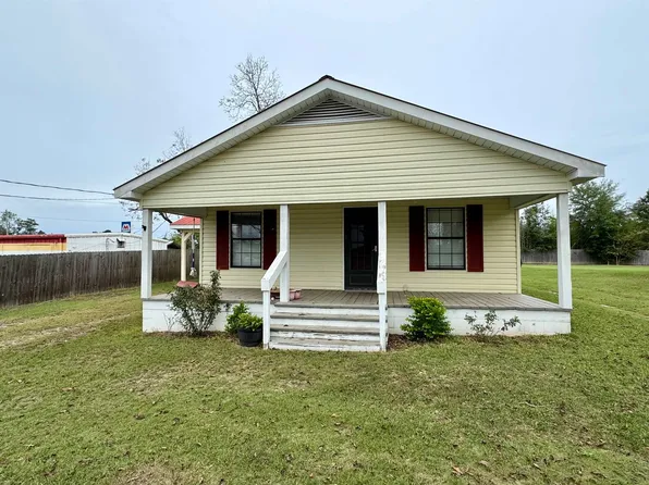 103 Boles St, Opp, AL 36467