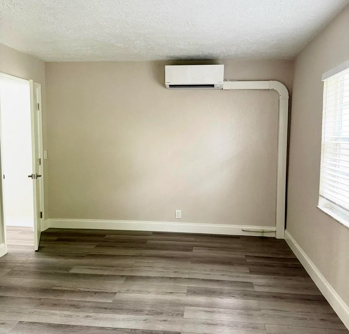 Studio, 1.0 bath, 300 sqft, $1,775 — Photo 3