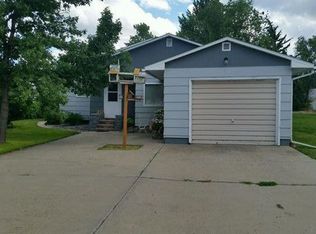 129 S 2nd St W, Malta, MT 59538