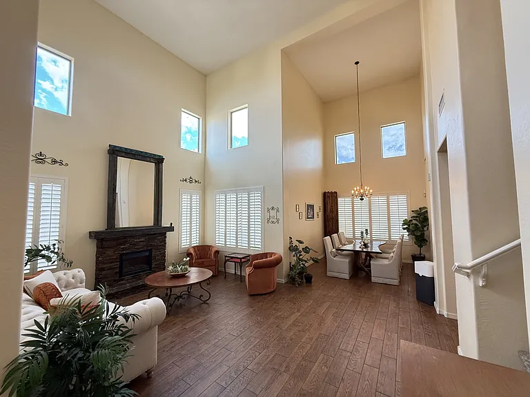 2245 W Clearview Trl — Photo 15