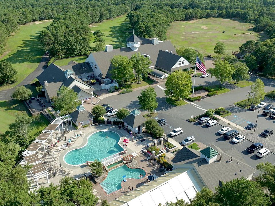 1st image of 72 Golf View Dr