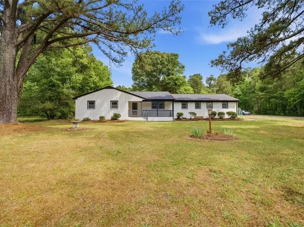 3702 Nansemond Pkwy, Suffolk, VA 23435