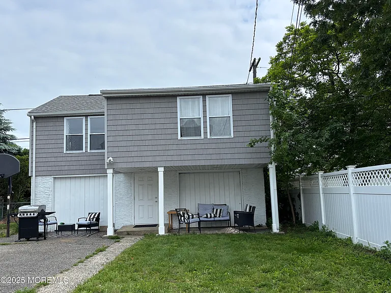 410 Burlington Ave #REAR — Photo 1