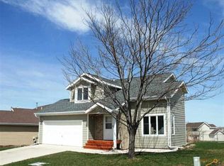4026 Wild Flower Dr, Rapid City, SD 57701