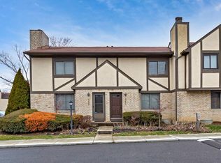 5291 Wood Run Blvd, Columbus, OH 43220